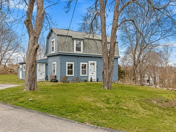 214 Hull St, Hingham, MA 02043