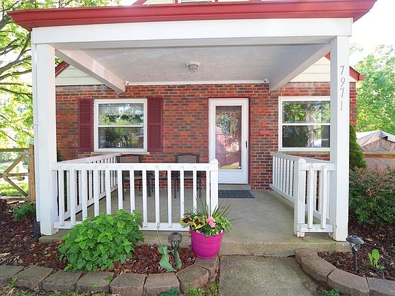 2nd image of 7971 Cherrywood Ct