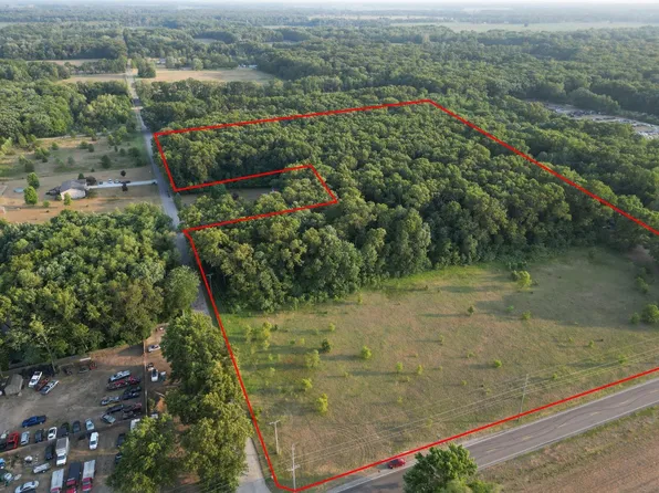 1100 East, Knox, IN 46534