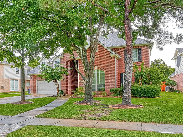 22011 Windmill Bluff Ln — Photo 3