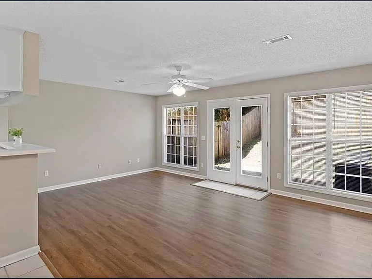 149 Woodberry Dr — Photo 12