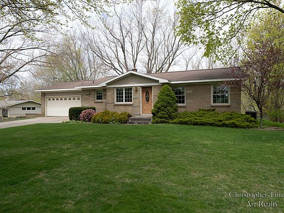 4th image of 10705 Brookview Dr