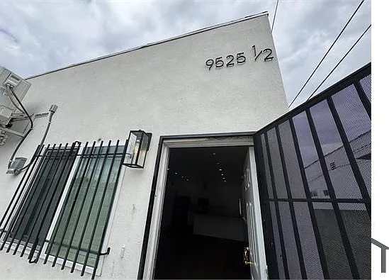 9525 Juniper St #50 — Photo 12