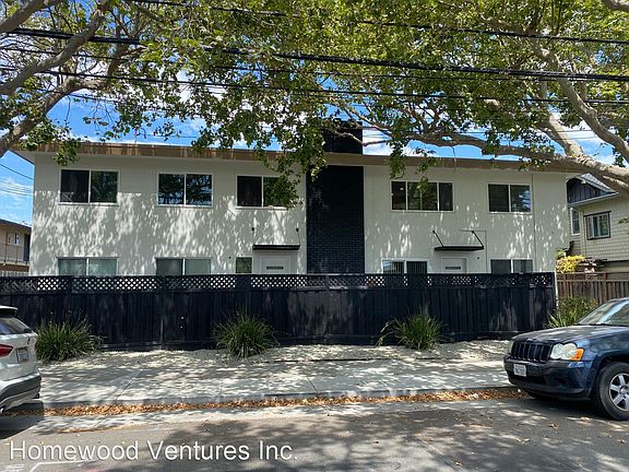 3rd image of 114 Barneson Ave #6