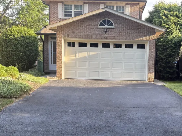 27 Radford Cres, Markham, ON L3P 4A2