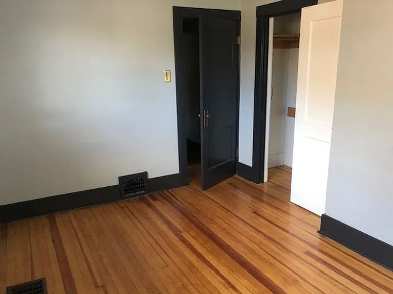 2717 N Fillmore St — Photo 13