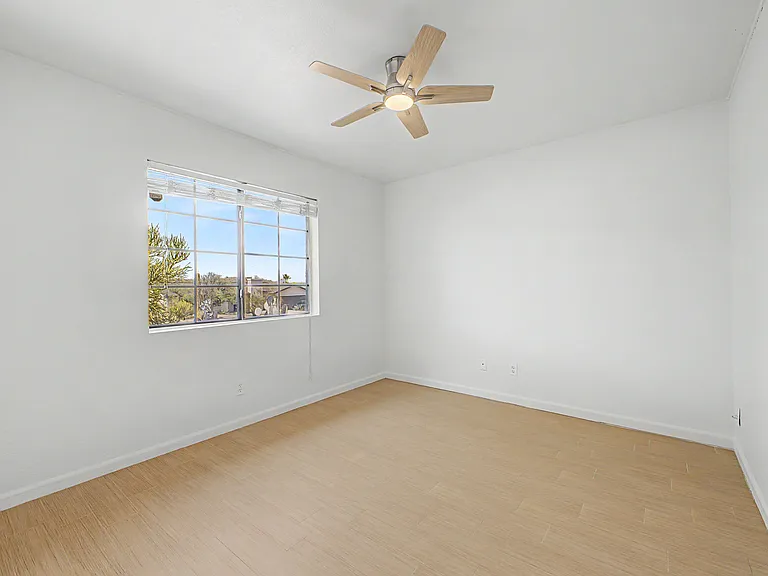 17035 E Cascade Dr — Photo 21