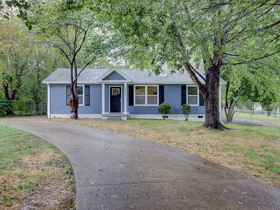 1st image of 1908 Roan Dr