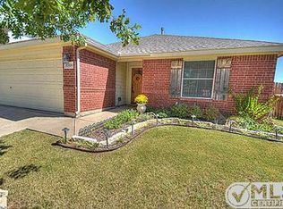 8504 Hawks Nest Dr, Fort Worth, TX 76131