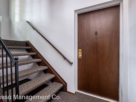 2nd image of 670 Ann St #102