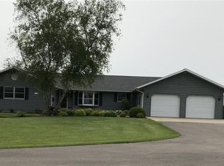 12139 W Howardsville Rd, Lena, IL 61048