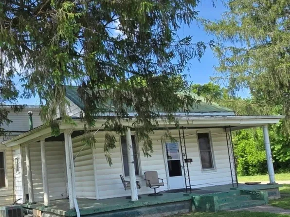 707 E 2nd St, Manchester, OH 45144