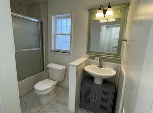 22463 Donald Ave, Eastpointe, MI 48021