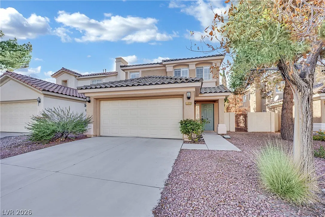 4 bed, 2.5 bath, 2086 sqft, $2,550 — Photo 3