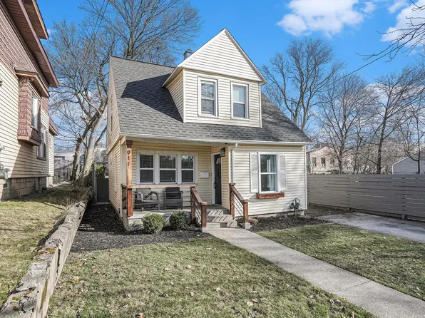 911 Sigsbee St SE, Grand Rapids, MI 49506