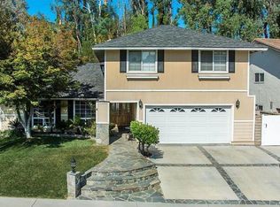 27077 Alabastro Dr, Santa Clarita, CA