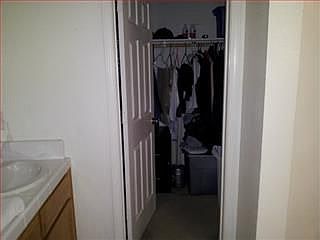 5th image of 300 Mullion Ct