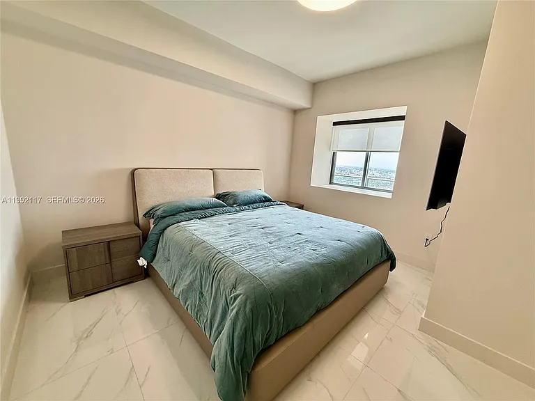 700 NE 24th St #3802 — Photo 22