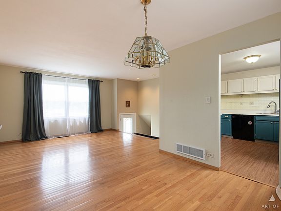 5th image of 7756 Chestnut Ave