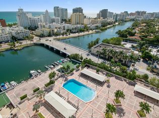 4101 Pine Tree Dr APT 305, Miami Beach, FL 33140