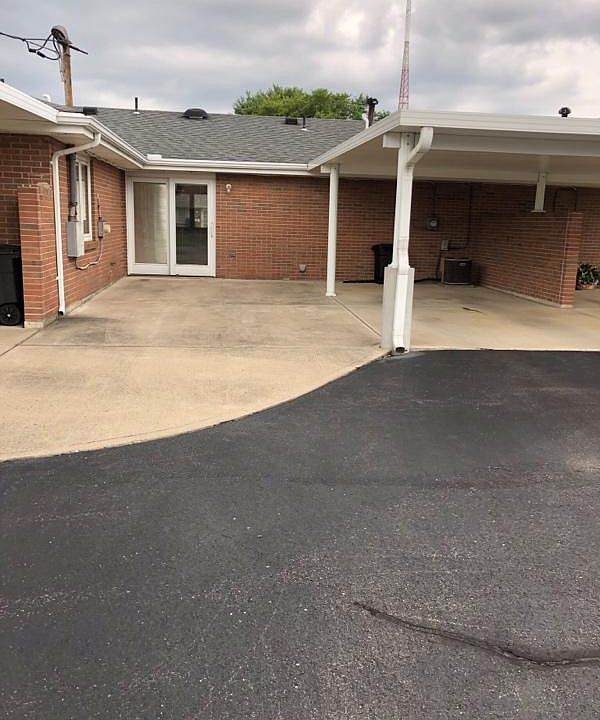 1st image of 4517 Croftshire Dr