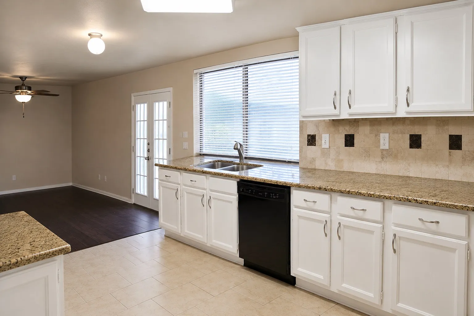 3 bed, 1695 sqft, $2,100 — Photo 3