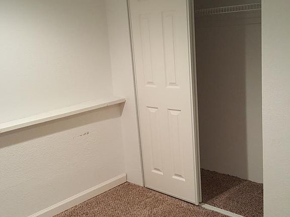 4th image of 2029 5th Ave APT B