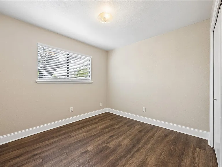 8329 Fathom Cir — Photo 20