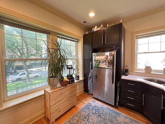 4th image of 1416 W Lunt Ave #5J