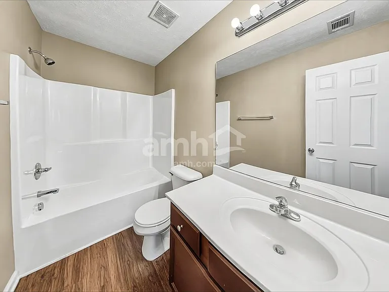 103 Porter Ct — Photo 15
