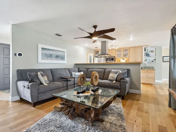 12 Fairway Dr #Id1381668p, Cocoa Beach, FL 32931
