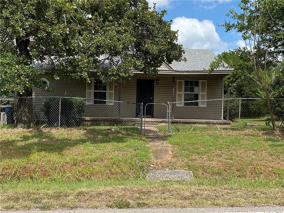 1st image of 20721 SE 59th St