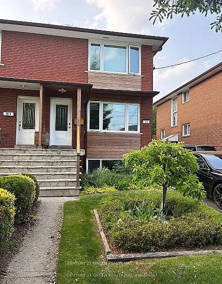 28 Jellicoe Ave #LOWER — Photo 1