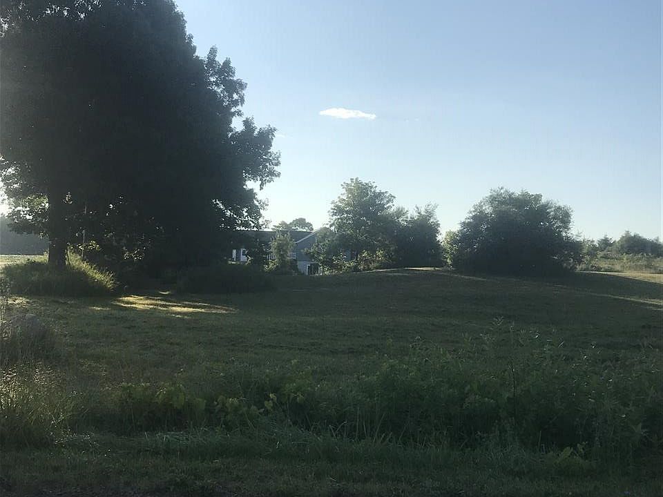 2nd image of 3305 E Liberty Rd