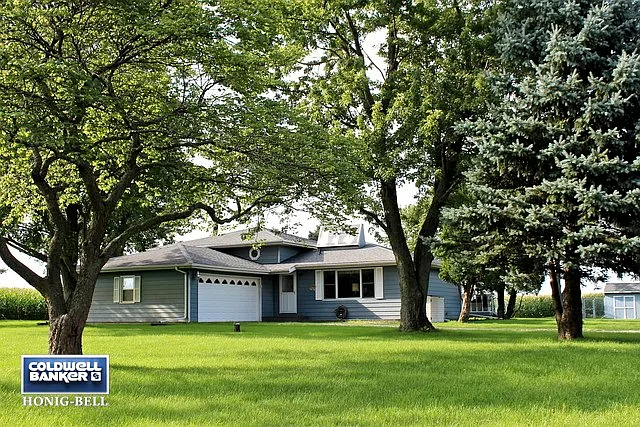 9008 W Joliet Rd photo 1