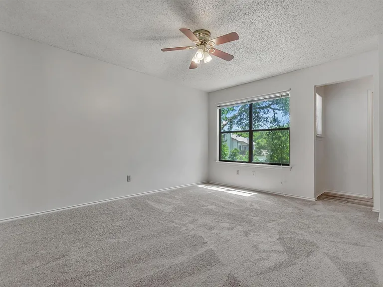 7802 Topawa Cv #B — Photo 15