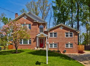 7712 Jervis St, Springfield, VA 22151