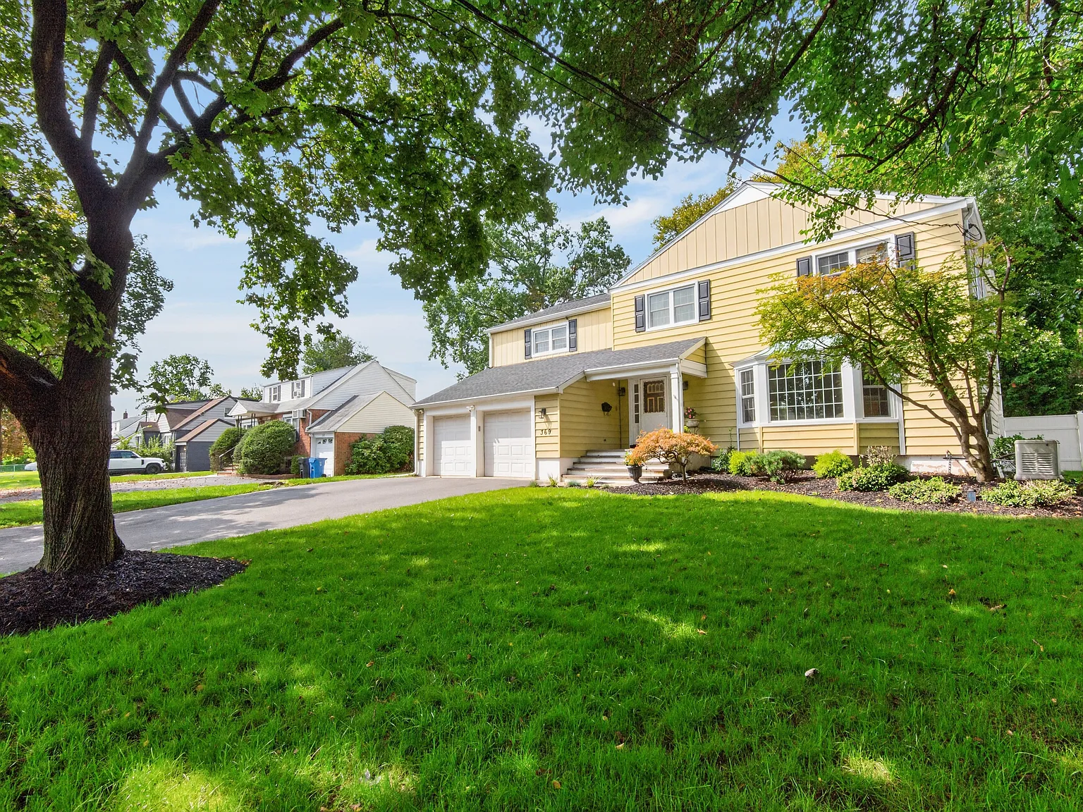 5 bed, 3.5 bath, 2788 sqft, $7,250 — Photo 3