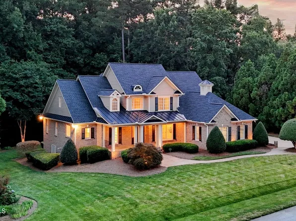3728 Westbury Lake Dr, Raleigh, NC 27603