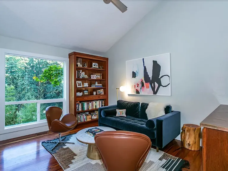 3108 SW Bennington Dr — Photo 11
