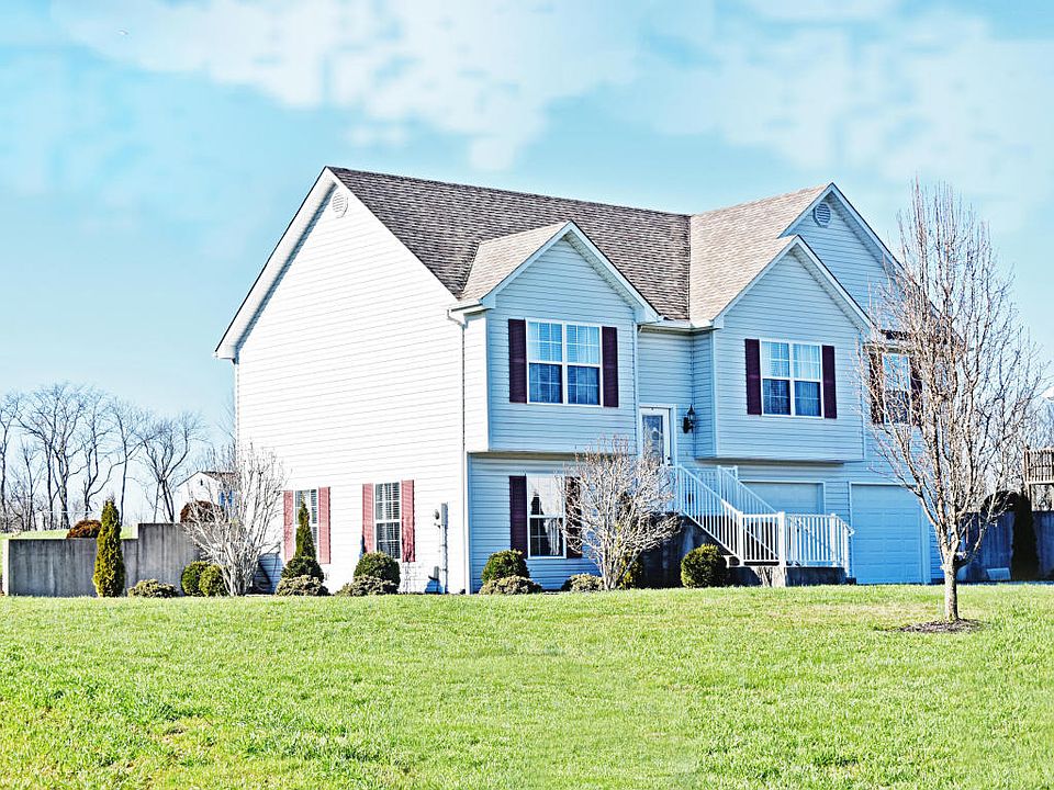 1st image of 579 Webb Ln