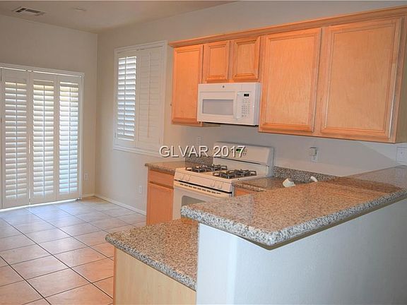 5th image of 9767 Sage Grove Ct