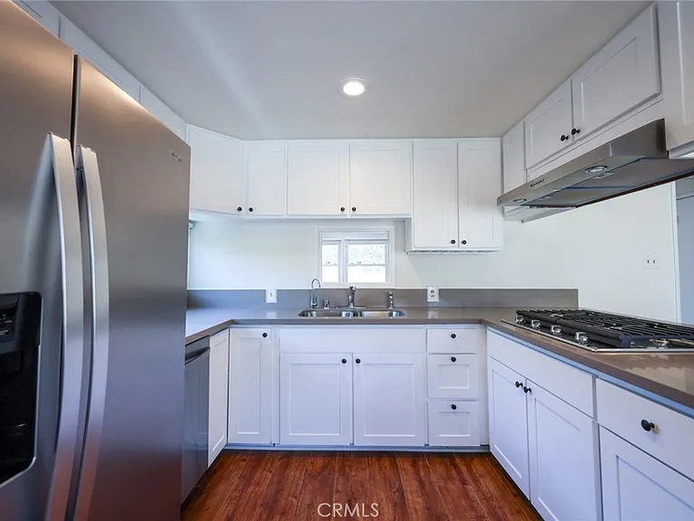 17122 Spinning Ave — Photo 9