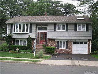 1st image of 304 Sunrise Dr
