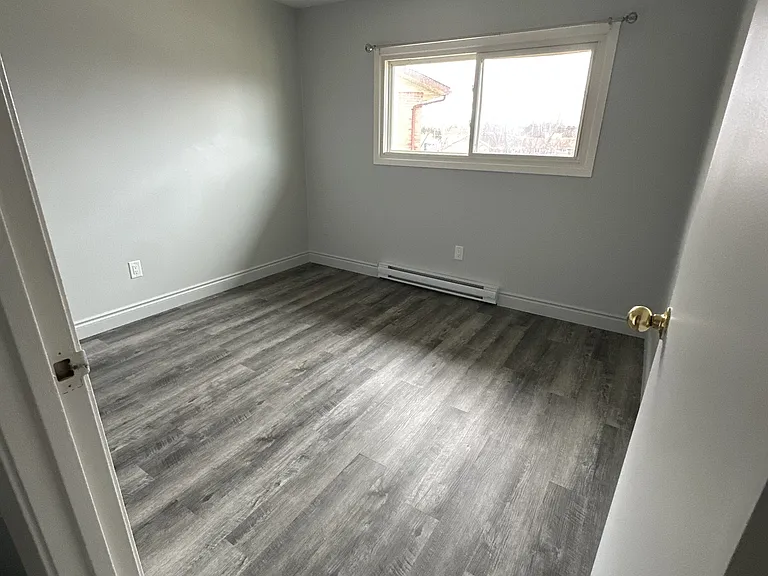 7 Lowndes Ave #11 — Photo 5