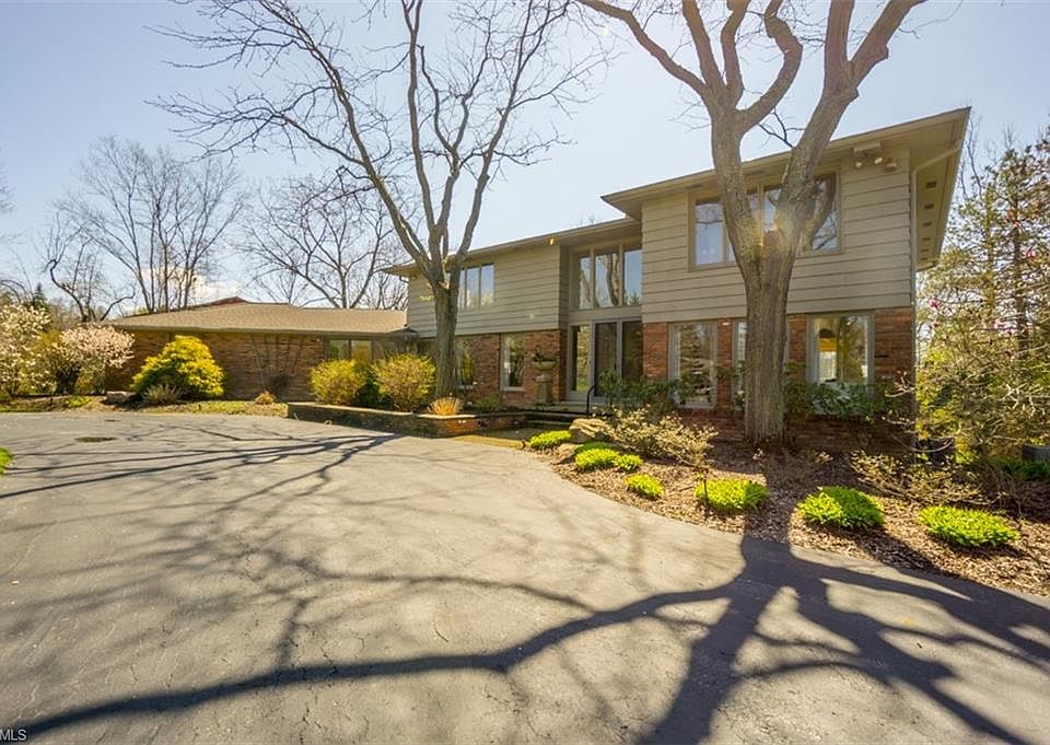 1st image of 2579 Snowberry Ln