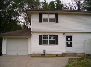 410 E Main St #A, Smithville, MO 64089