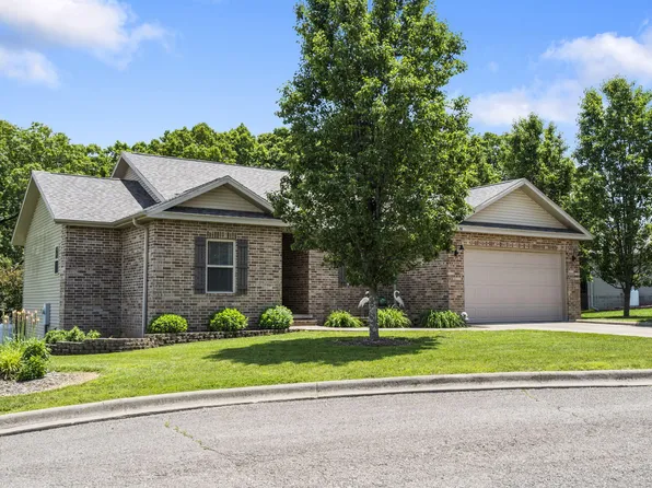 94 W Pine Lane, Reeds Spring, MO 65737