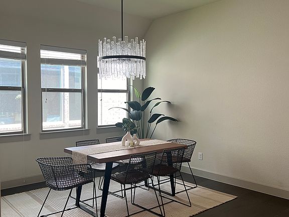 3rd image of 6713 Bermuda Ave