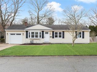 40 Ashwood Cir, Warwick, RI 02886